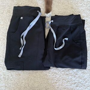 Figs size small black Zamora Joggers